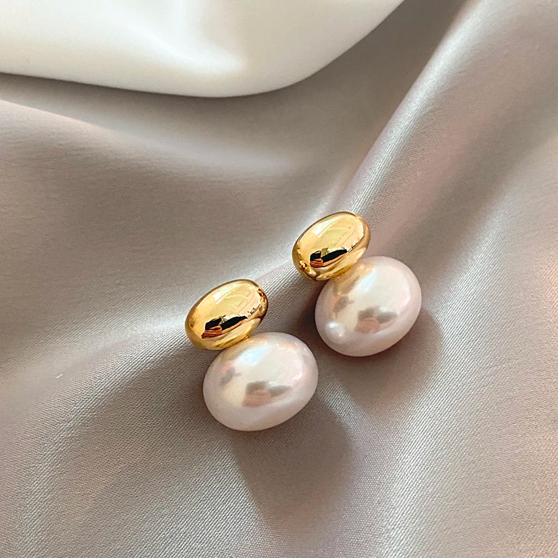 Pearl Earring