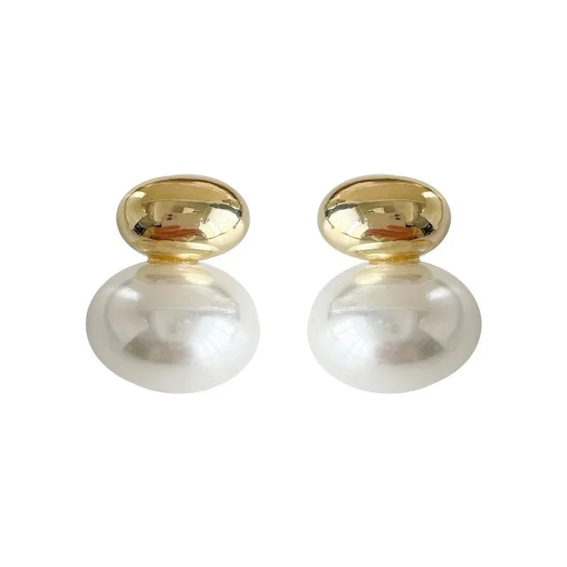 Pearl Earring