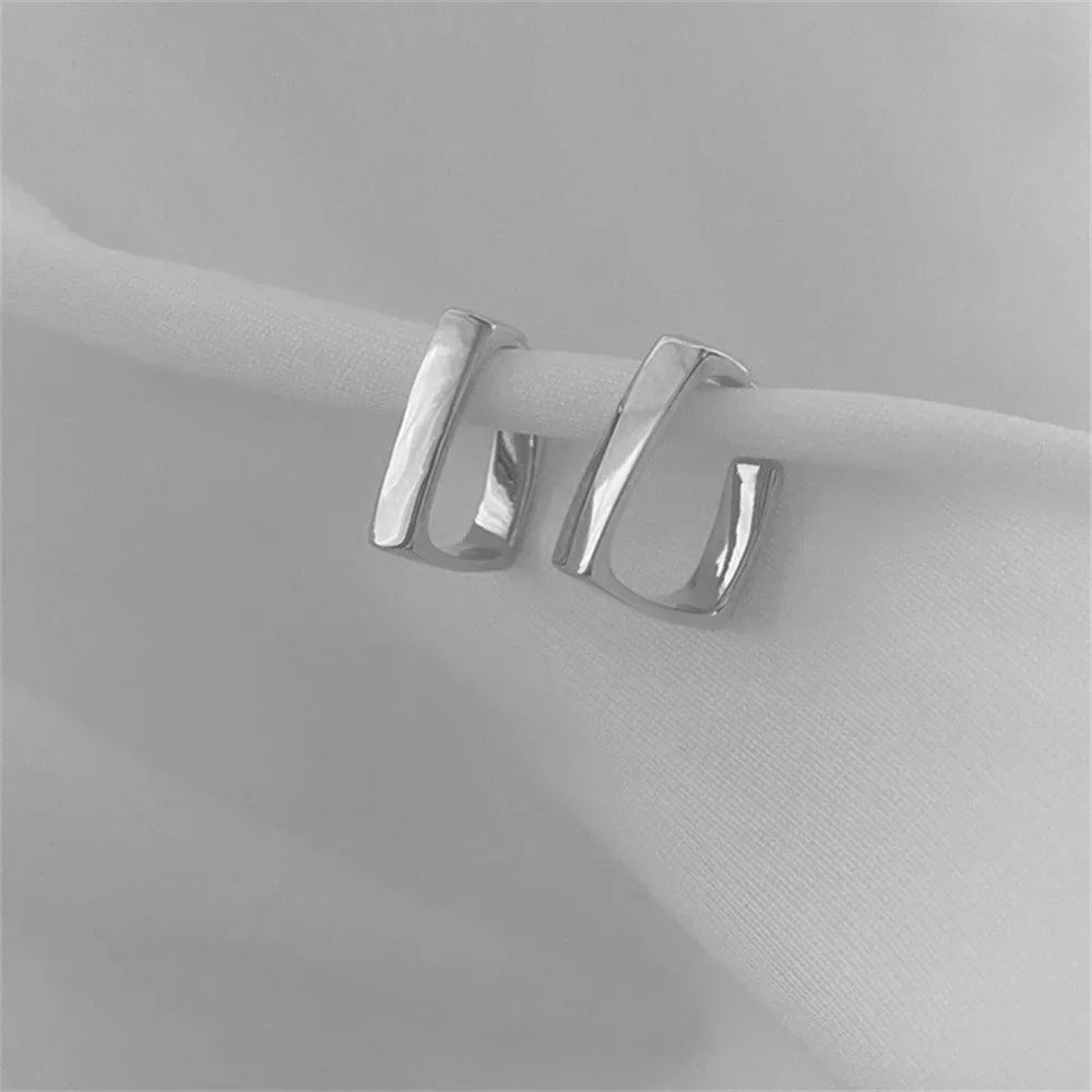 U-Shaped Earring