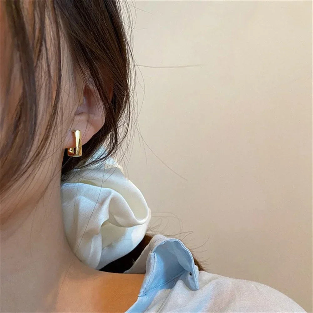 U-Shaped Earring