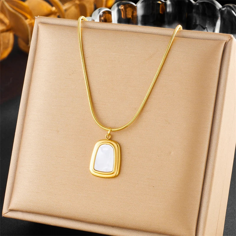 Geometric Necklace Set