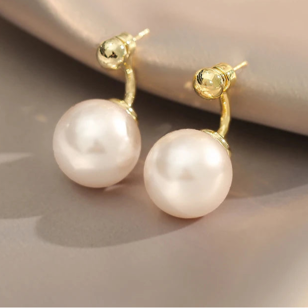 Pearl Earring