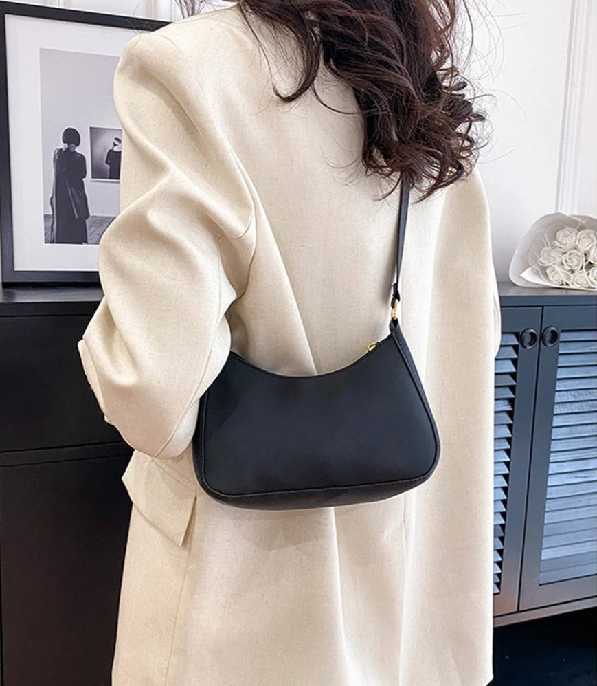 Trendy Underarm Bag