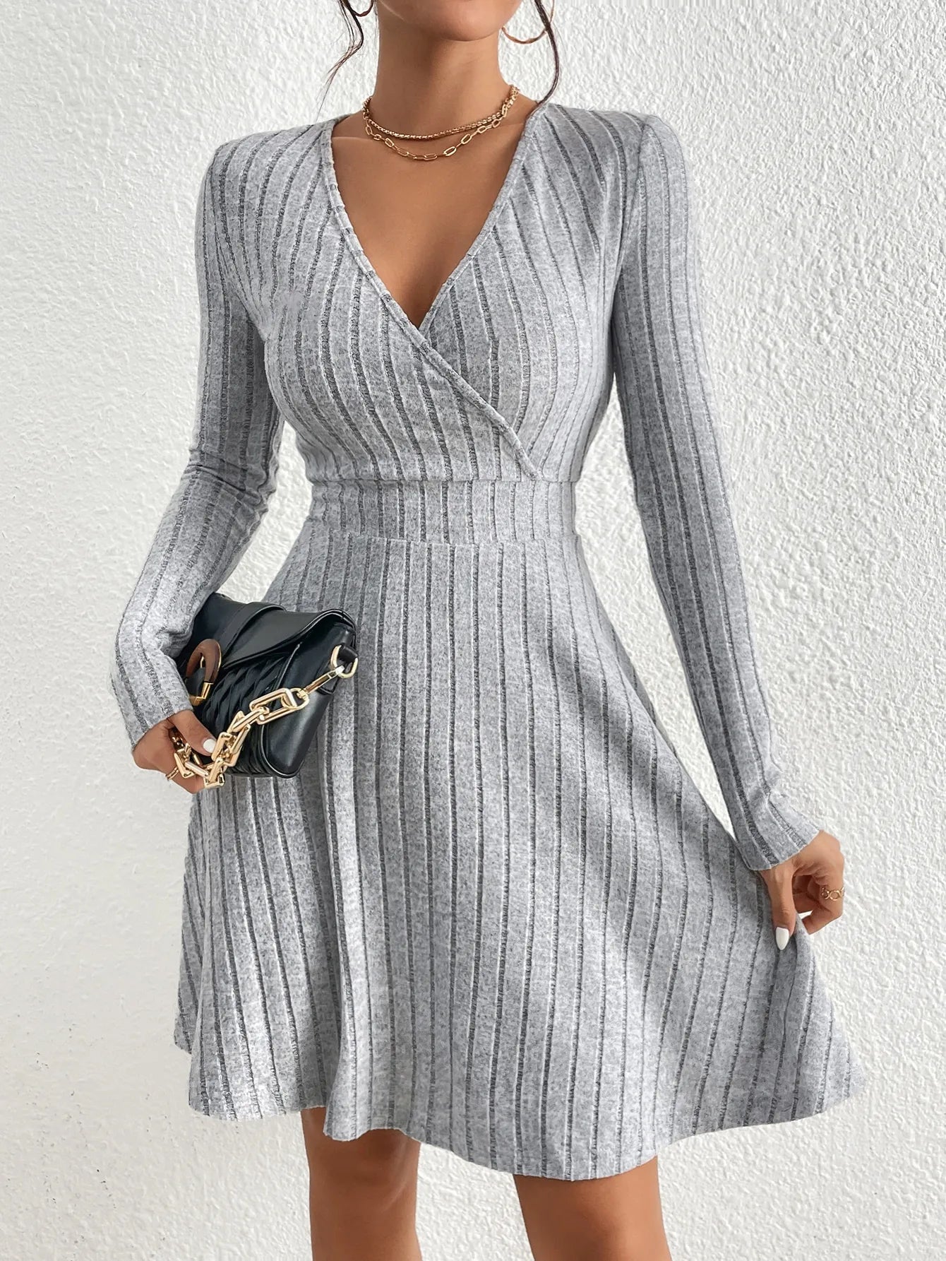 Knit Slim Bodycon V-Neck Dress